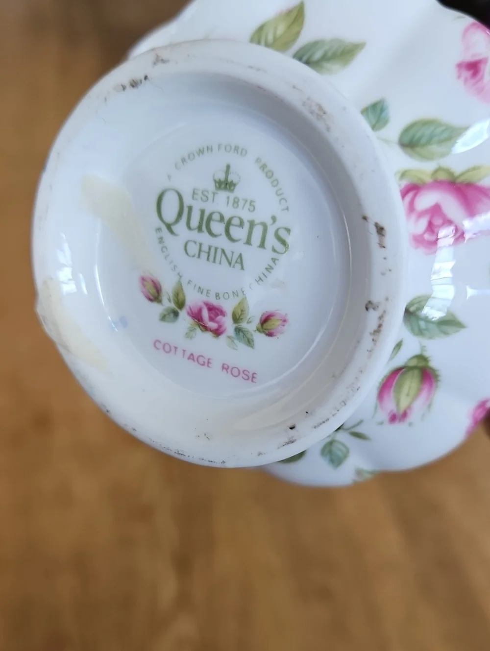 Rosina-Queens Cottage Rose Bud Vase
